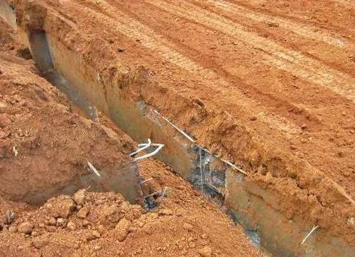 臨時擋土墻支撐